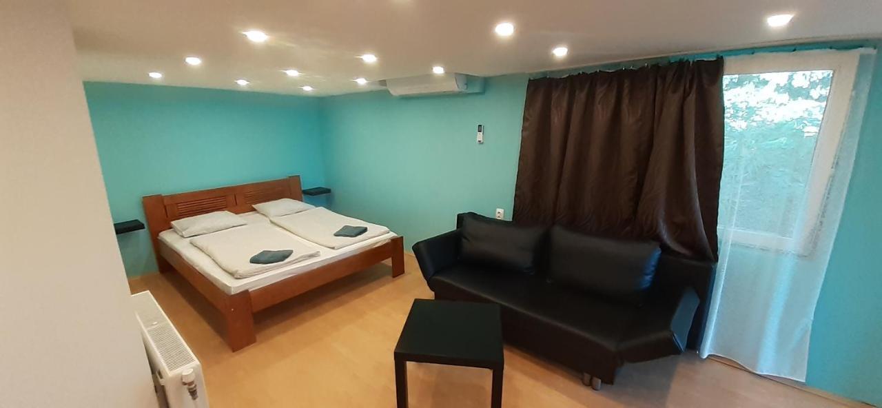 Margareta Apartman - Balatonlelle Ngoại thất bức ảnh