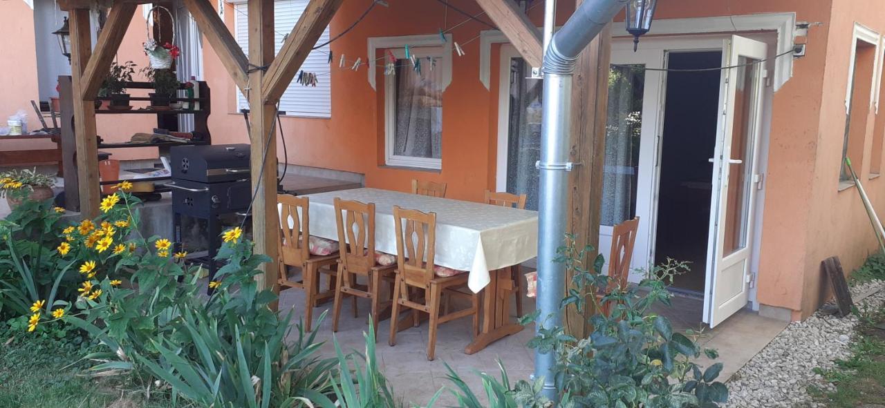 Margareta Apartman - Balatonlelle Ngoại thất bức ảnh
