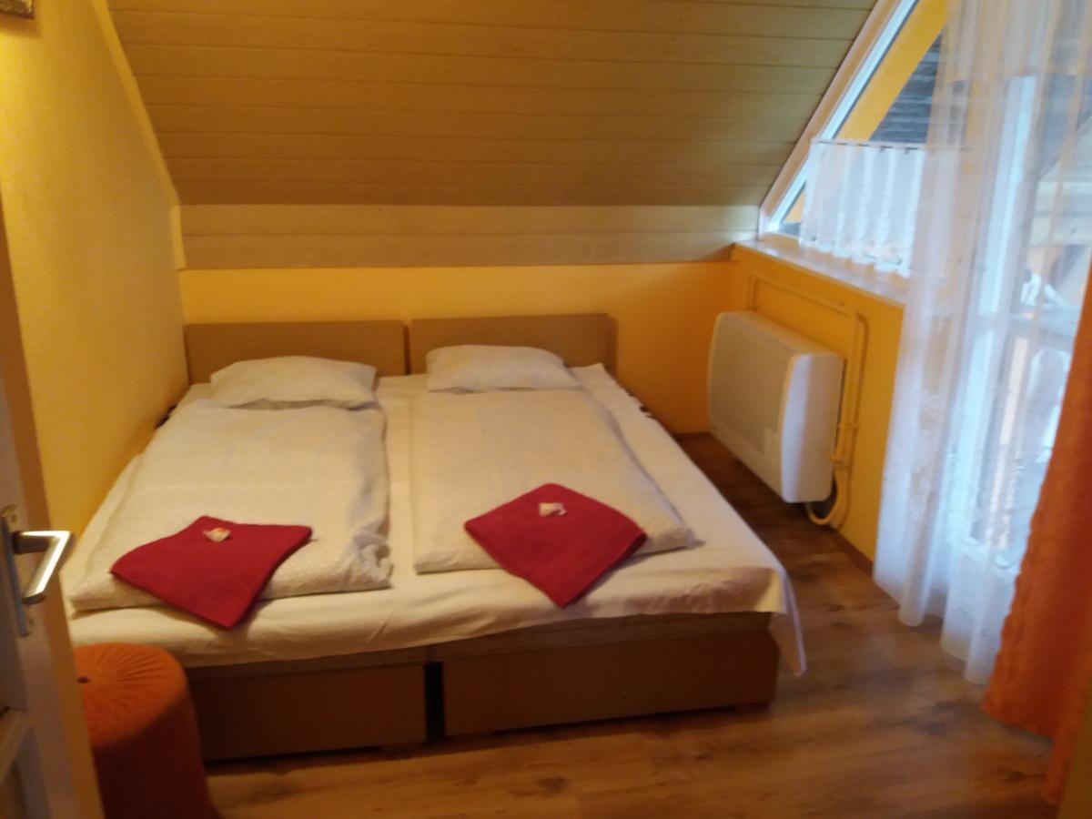 Margareta Apartman - Balatonlelle Ngoại thất bức ảnh