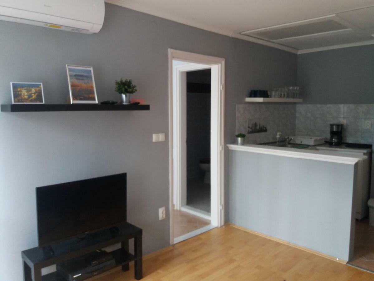 Margareta Apartman - Balatonlelle Ngoại thất bức ảnh